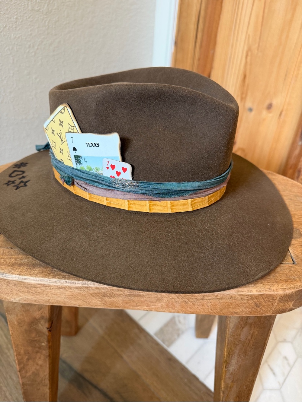 Kemo Sabe Stetson min turn brown felt hat.